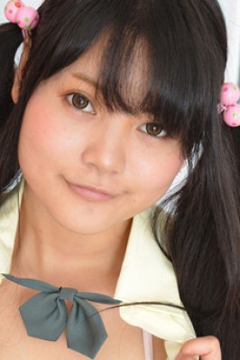 Erina Kawamura from ALLGRAVURE
